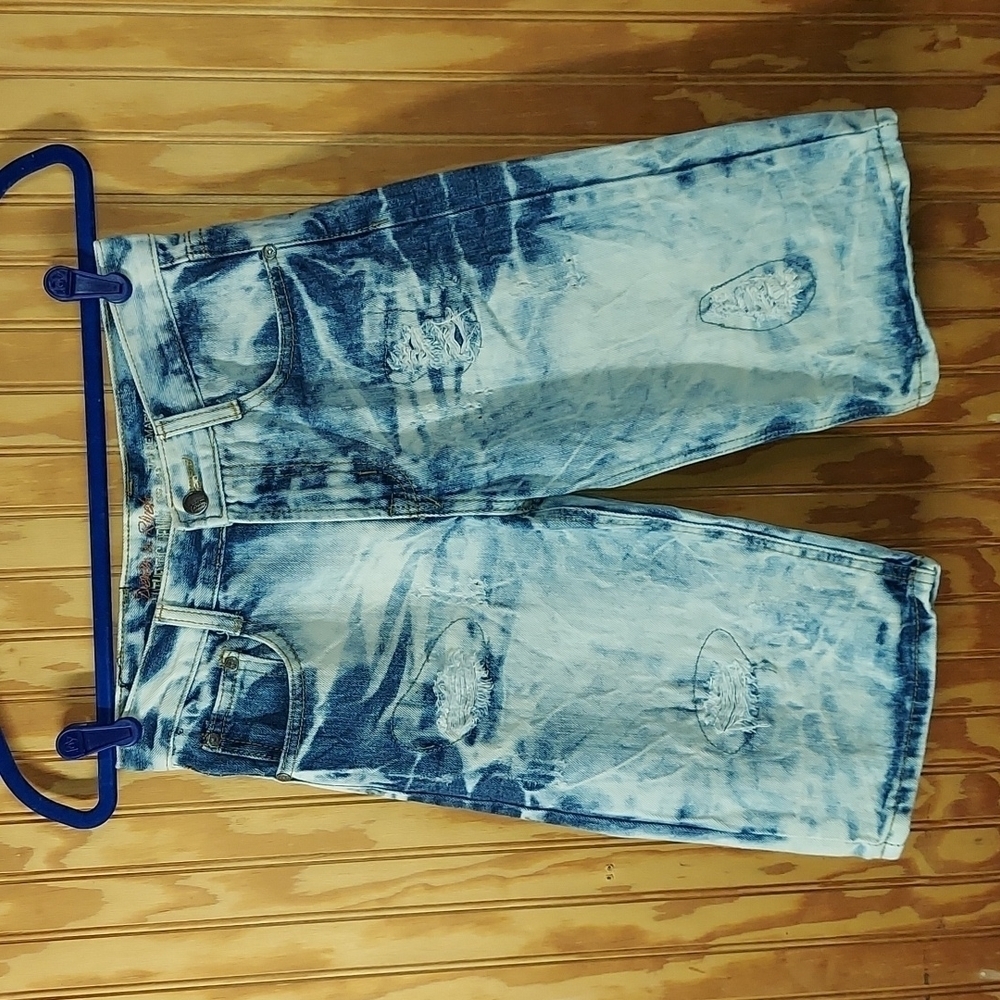 Denim & Rivets shorts - Picture 1 of 6